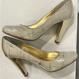 Due Farina pumps, woven fabric covered in clear PVC, gold leather heels, 6.5